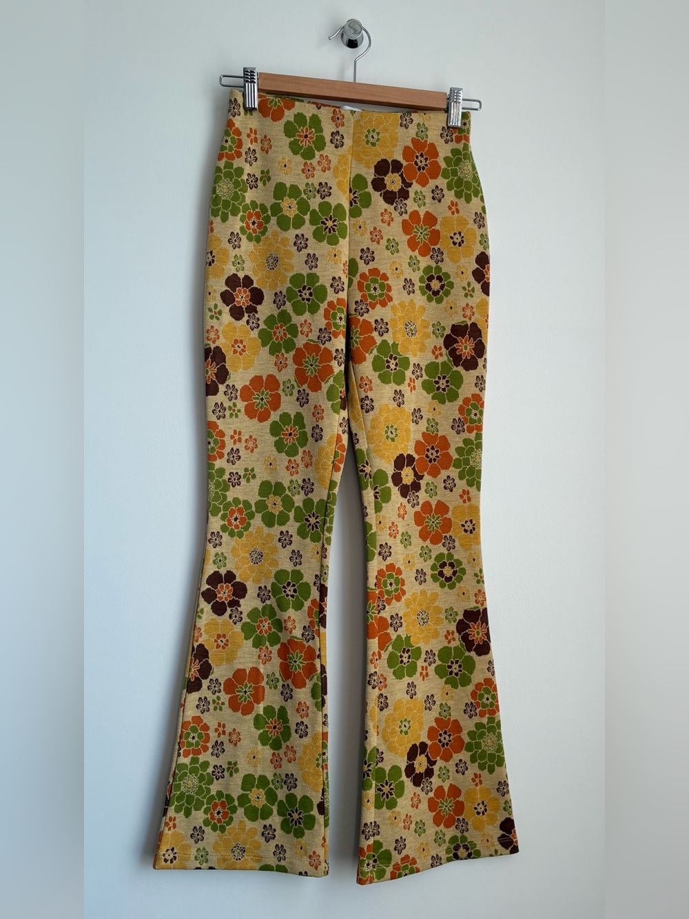 TWIK Simons Vision Rétro 70s Floral Flare Pants Eco Friendly XS